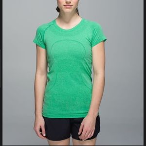 Lululemon Swiftly tech short sleeved crew